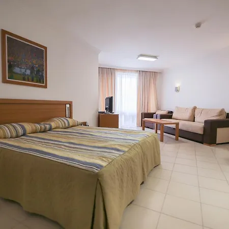 Private In Emerald Beach Apartamento